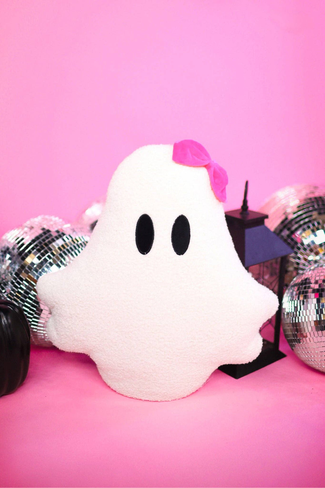 GiGi The Ghost Pillow