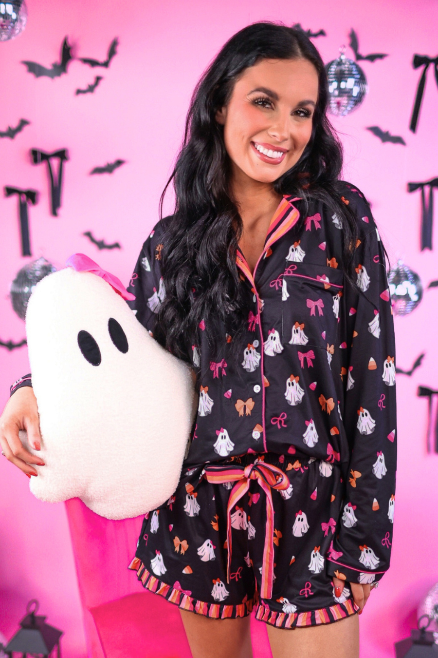 GiGi The Ghost Pillow