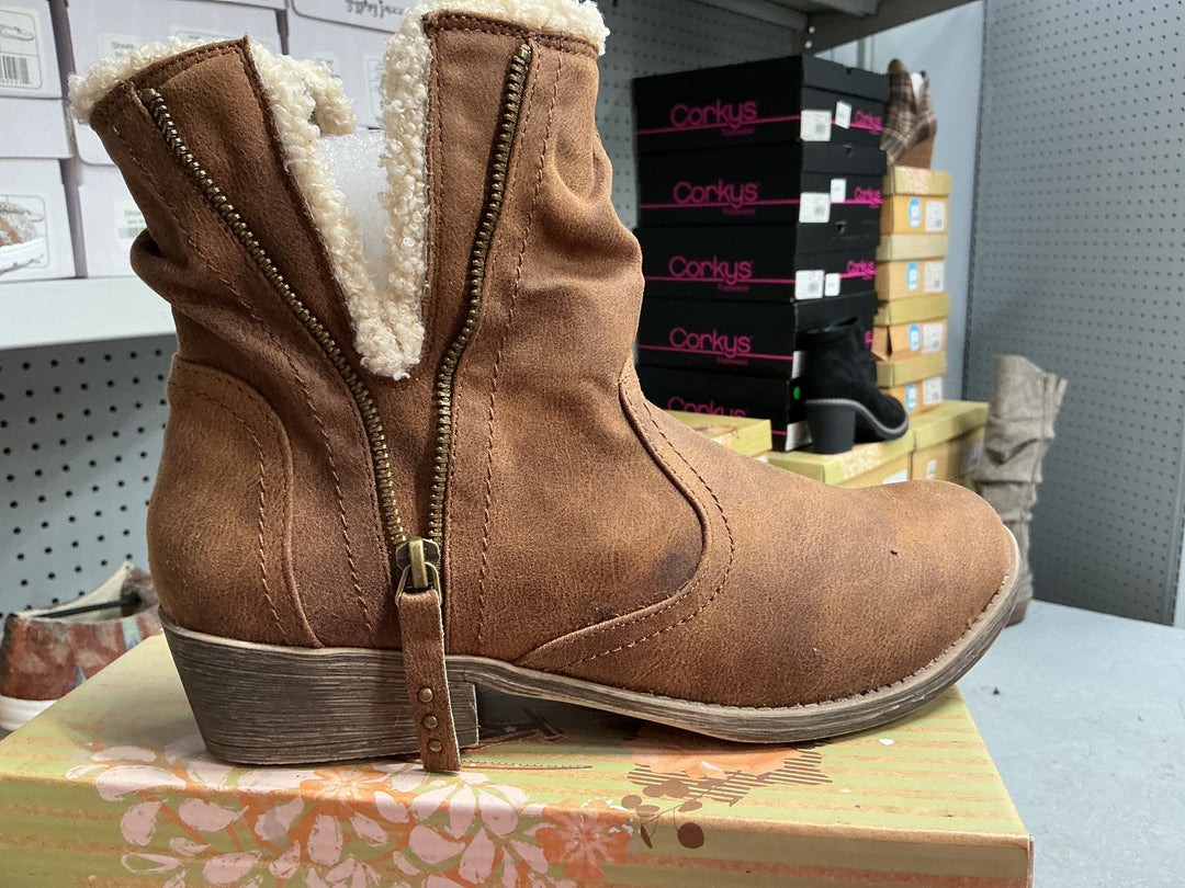 Very G - Tully Tan Boots