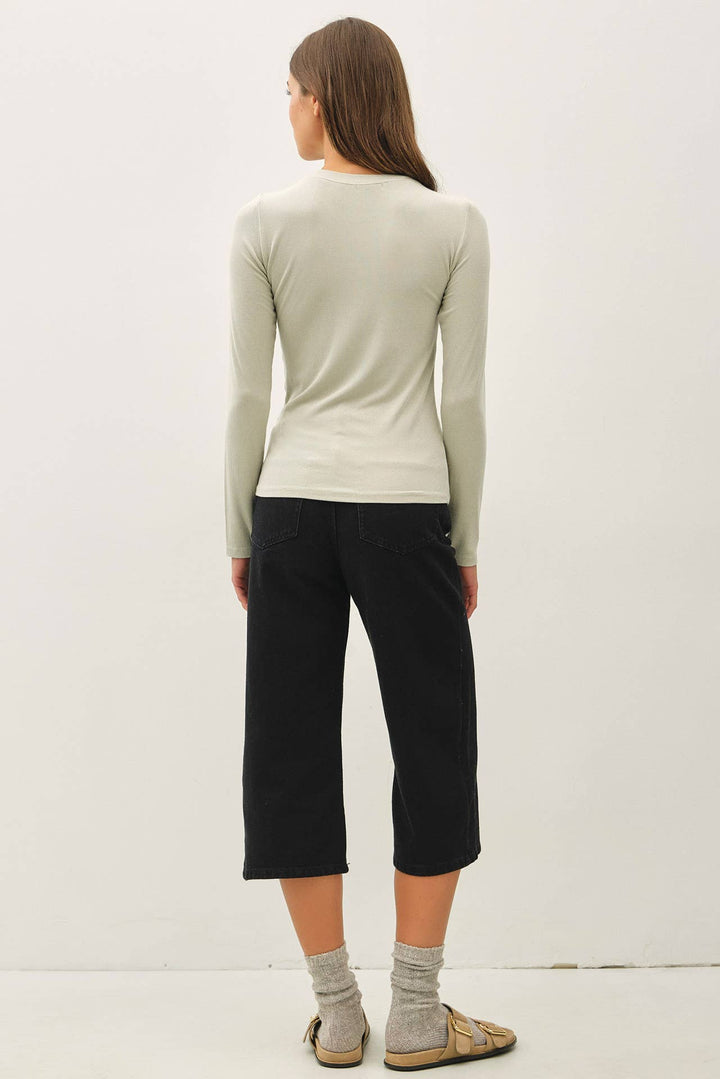 RIBBED CREWNECK LONGSLEEVE BASIC TOP