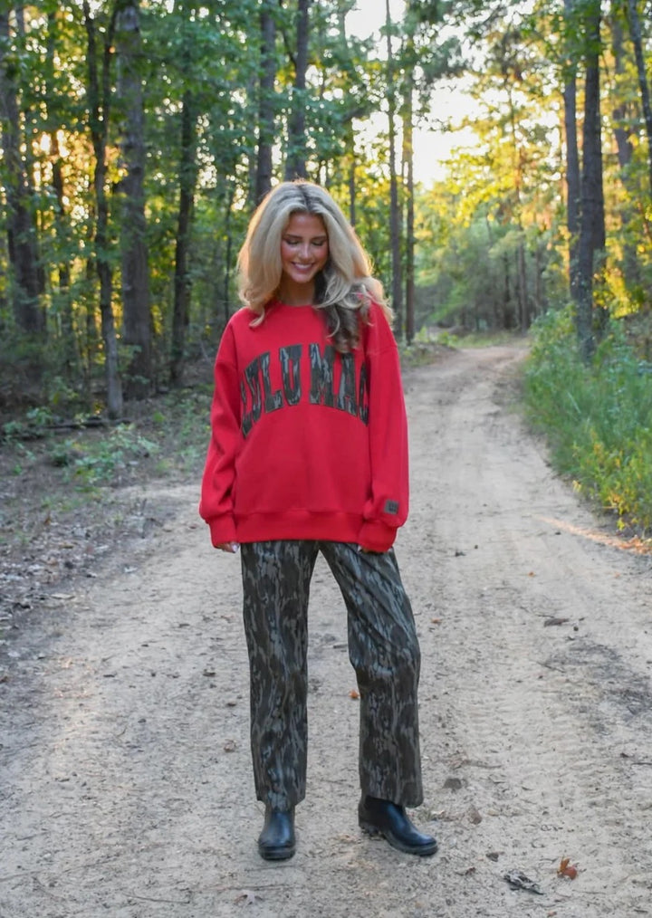 Lulu Mac Red Mossy Oak Bottomland Camo Crewneck
