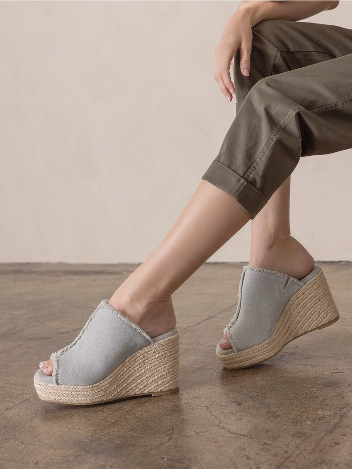 Verona Denim Wedge Sandal | Oasis Society