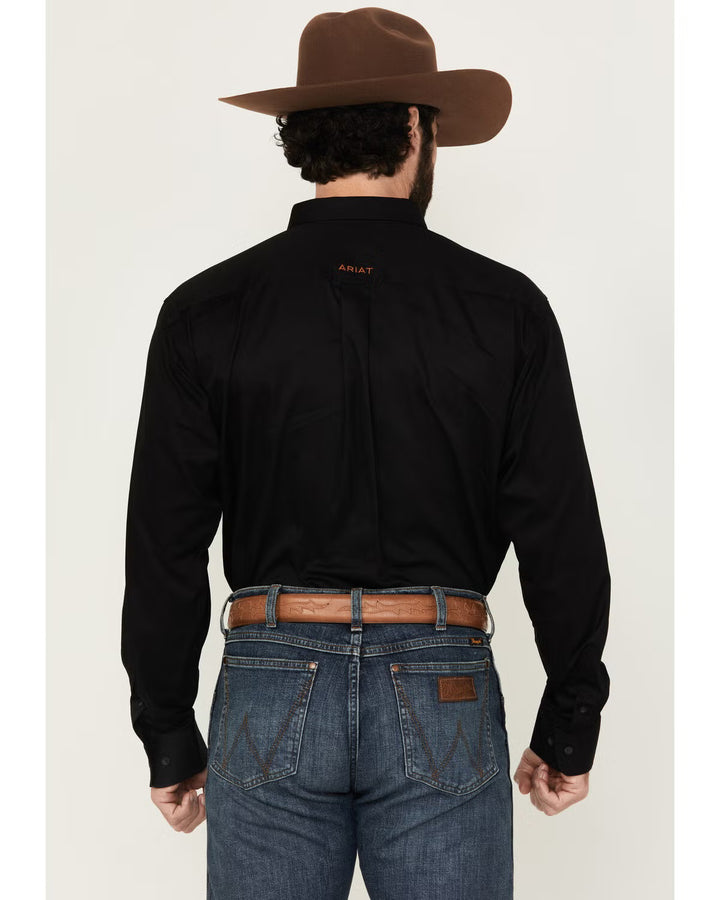 Ariat-MNS SOLID TWILL CLSSC LS SHRT BLACK