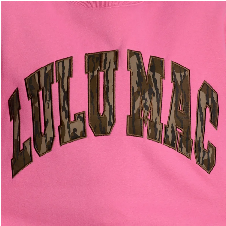 Lulu Mac Bubblegum Pink Mossy Oak Bottomland Camo Crewneck