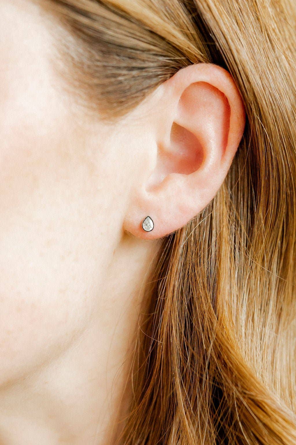 Screwback Stud Earrings - Paloma Pear Silver