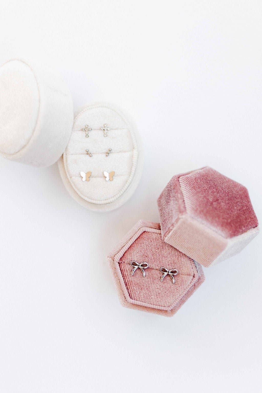 Screwback Stud Earrings - Sadie Bow Silver