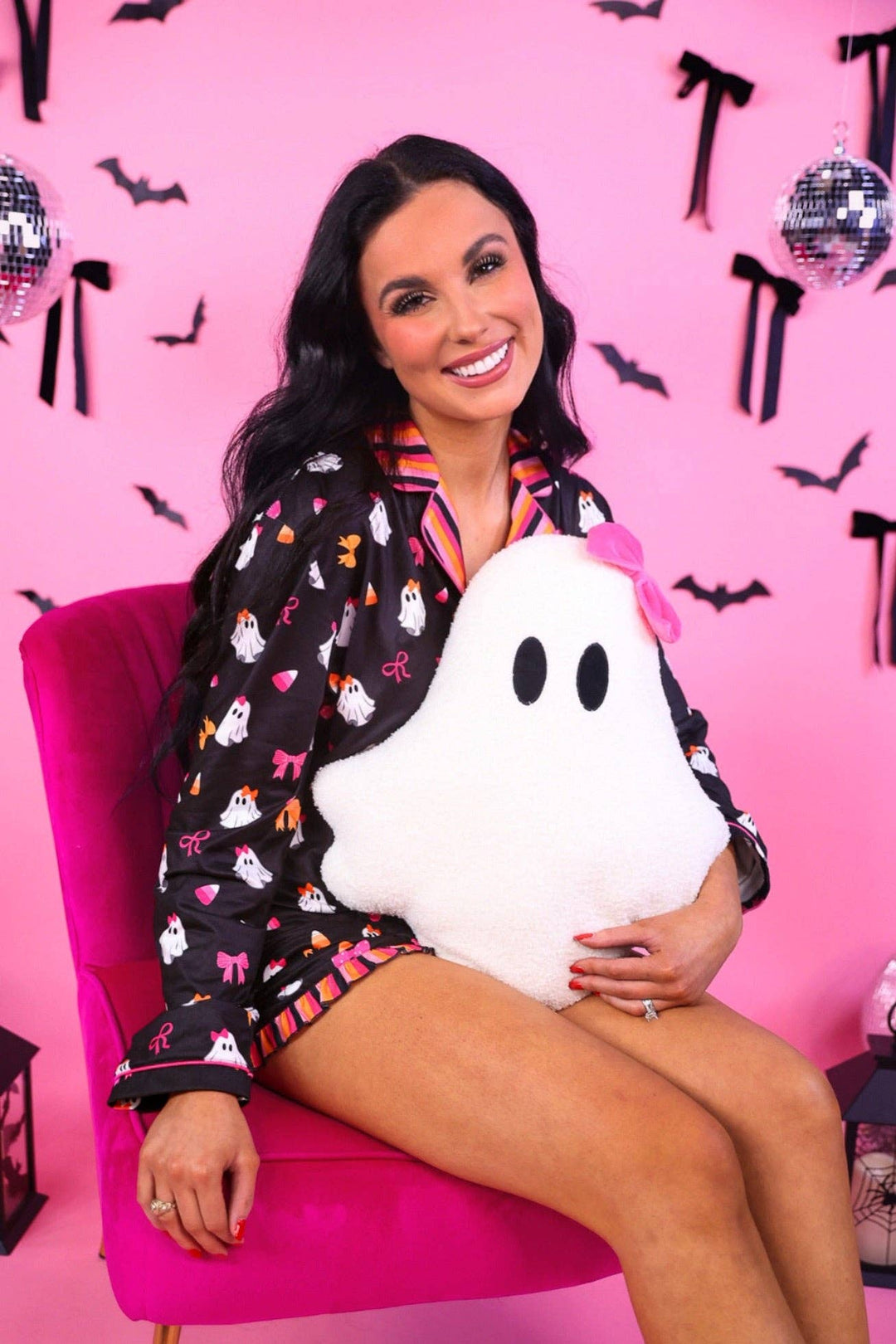 GiGi The Ghost Pillow
