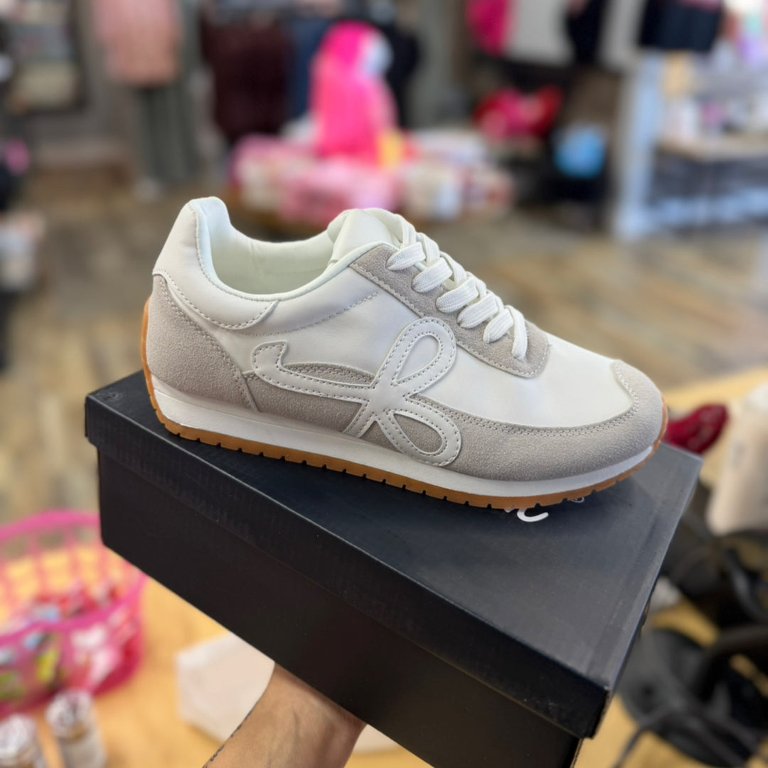 Cream Bow Tennis Shoe