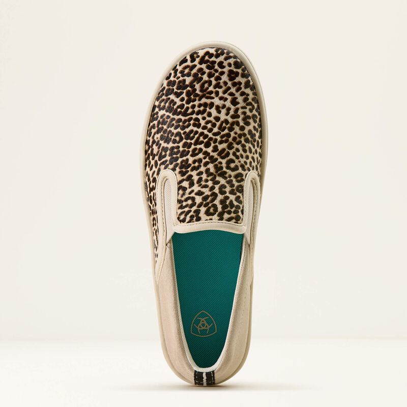 Ariat-WMS SKYLAR SLIP ON CRM CHTH HR ON
